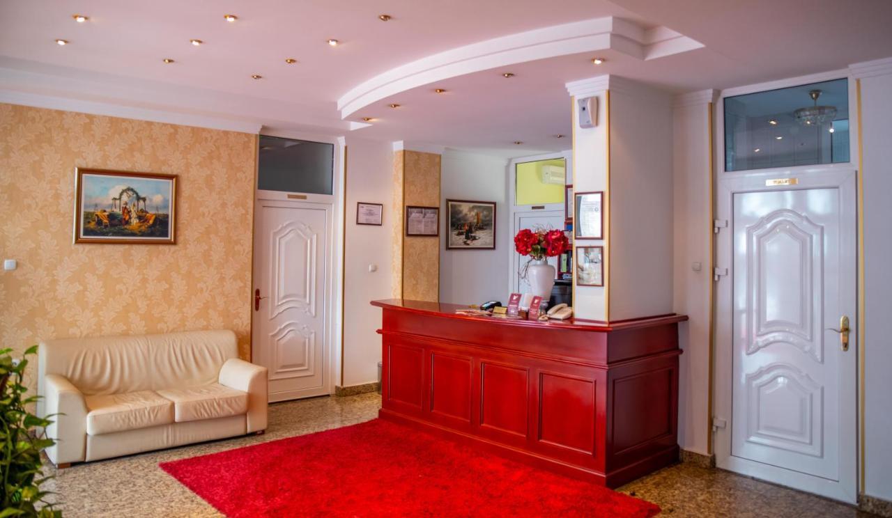 Hotel Integra Doboj Esterno foto