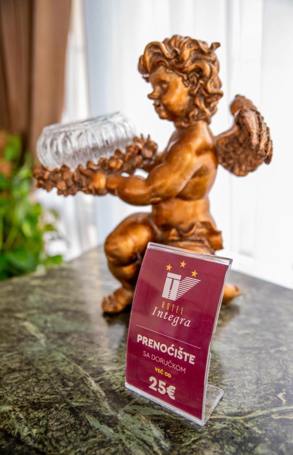 Hotel Integra Doboj Esterno foto